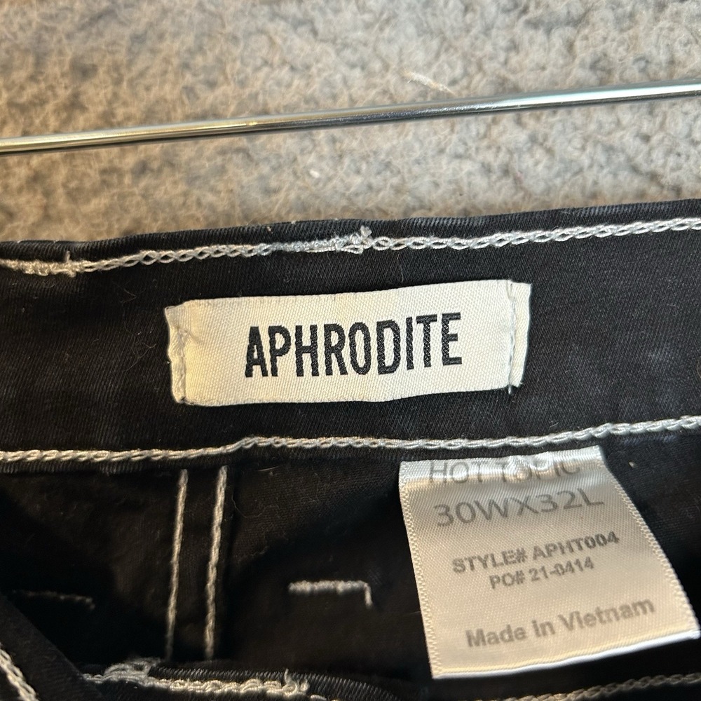 Hot Topic Aphrodite 28x31 Black Cargo Wide Leg Baggy Y2K Pants Originally 30x32 - Picture 7 of 7